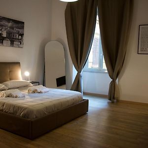 Lavinia Apartment In Trastevere